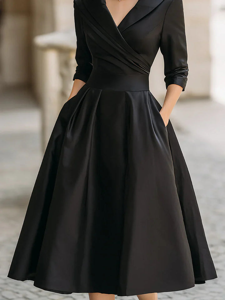 Lia – Elegant Satin Dress