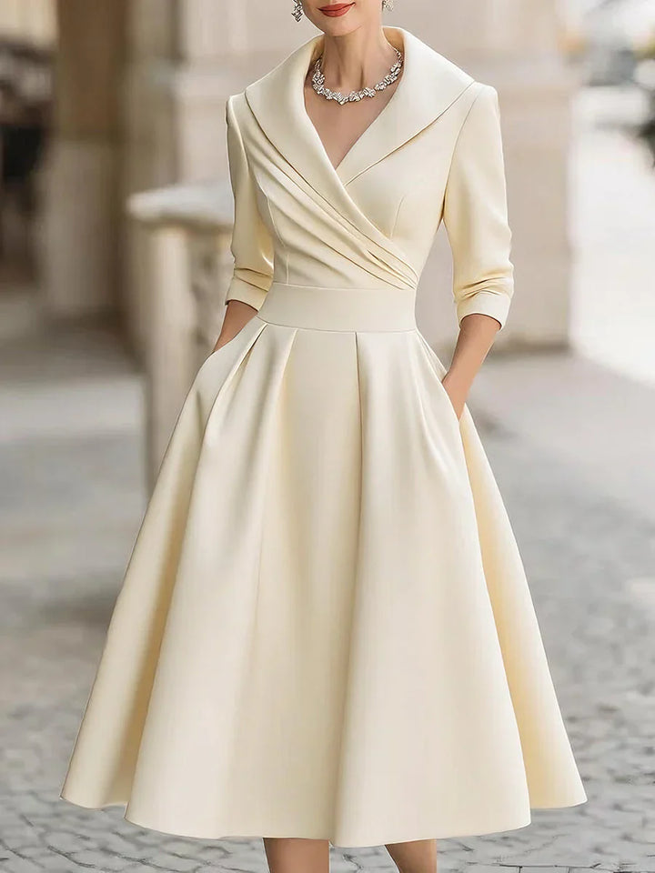 Lia – Elegant Satin Dress