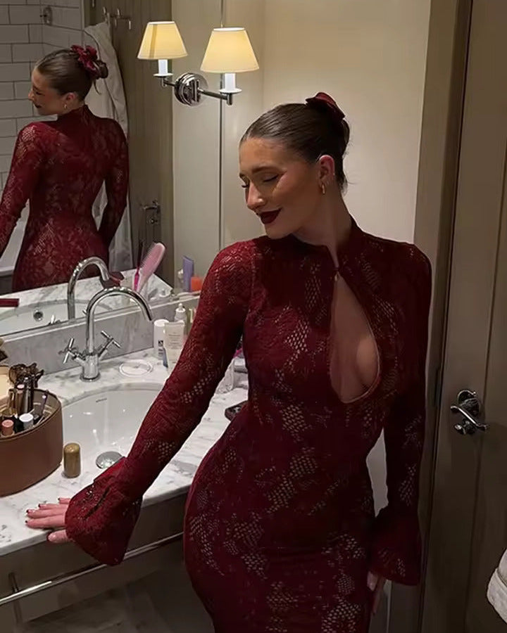 Isabella – Romantic Lace Mini