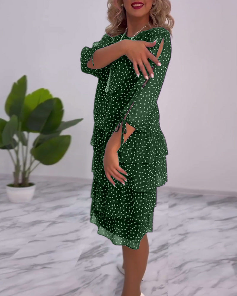 Lila – The Effortless Polka Dot Dress