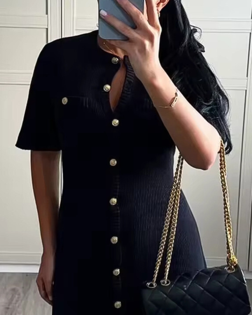 Emily – Tailored Ease for Every Day