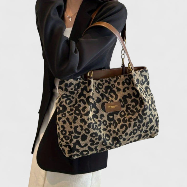 Claire – Leopard Print Tote