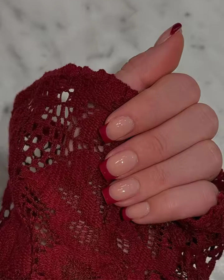 Isabella – Romantic Lace Mini