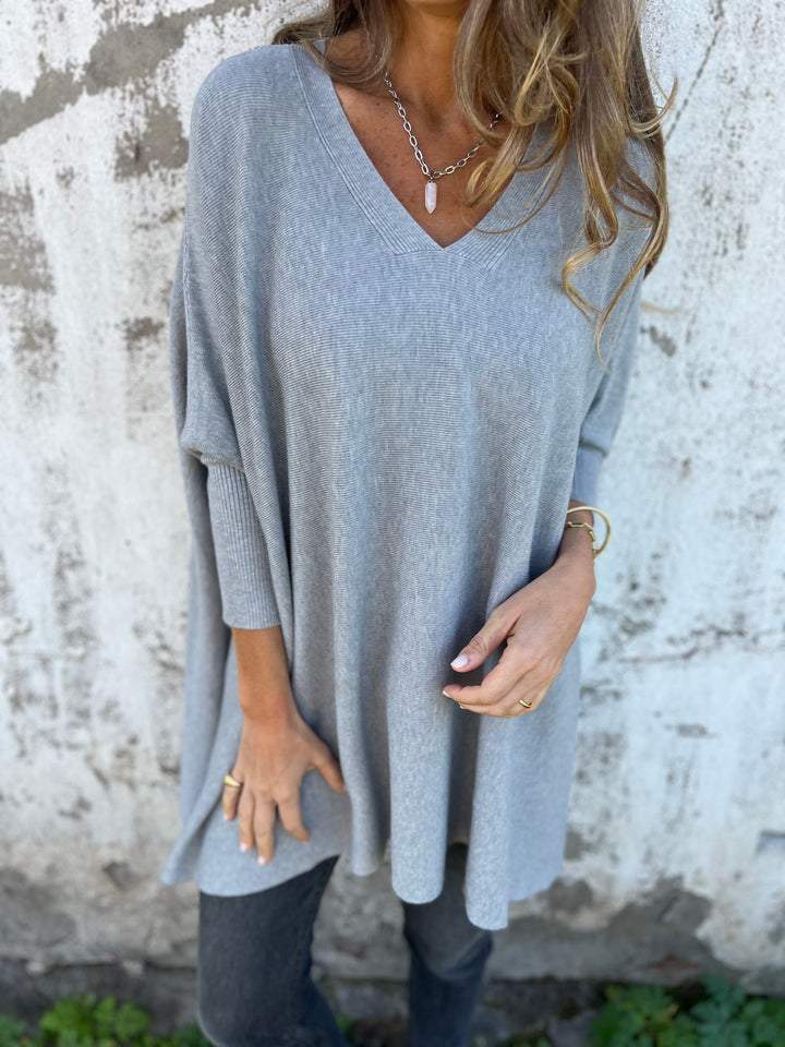 Veronika – V-Neck Sweater