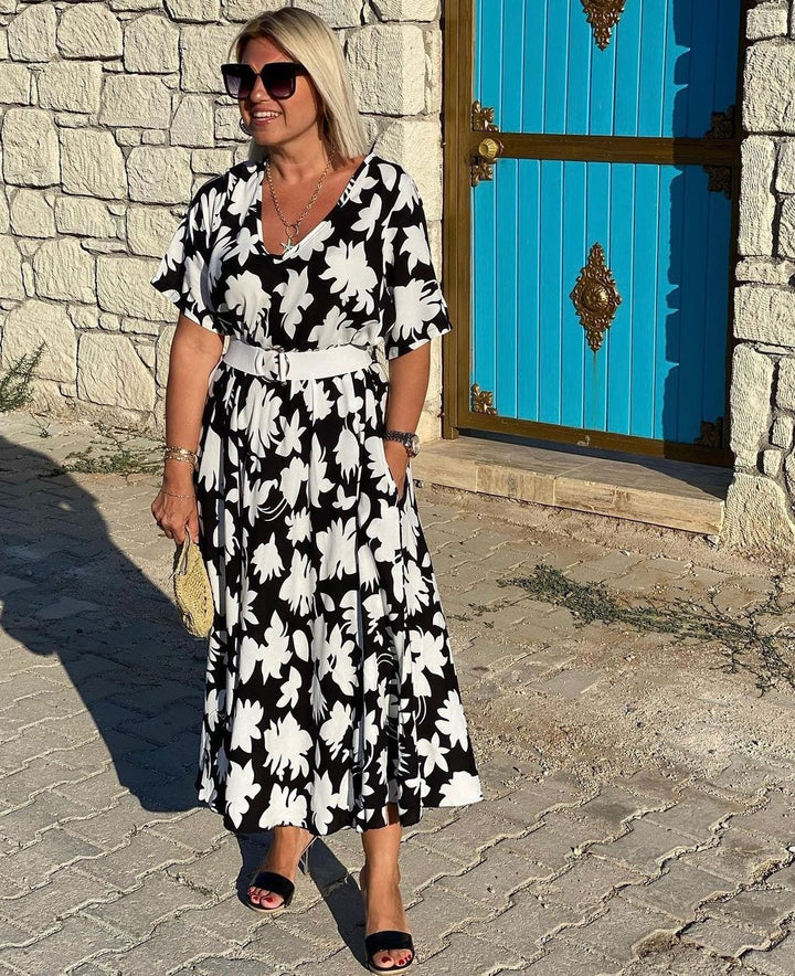 Cynthia – Soft Confidence Dress