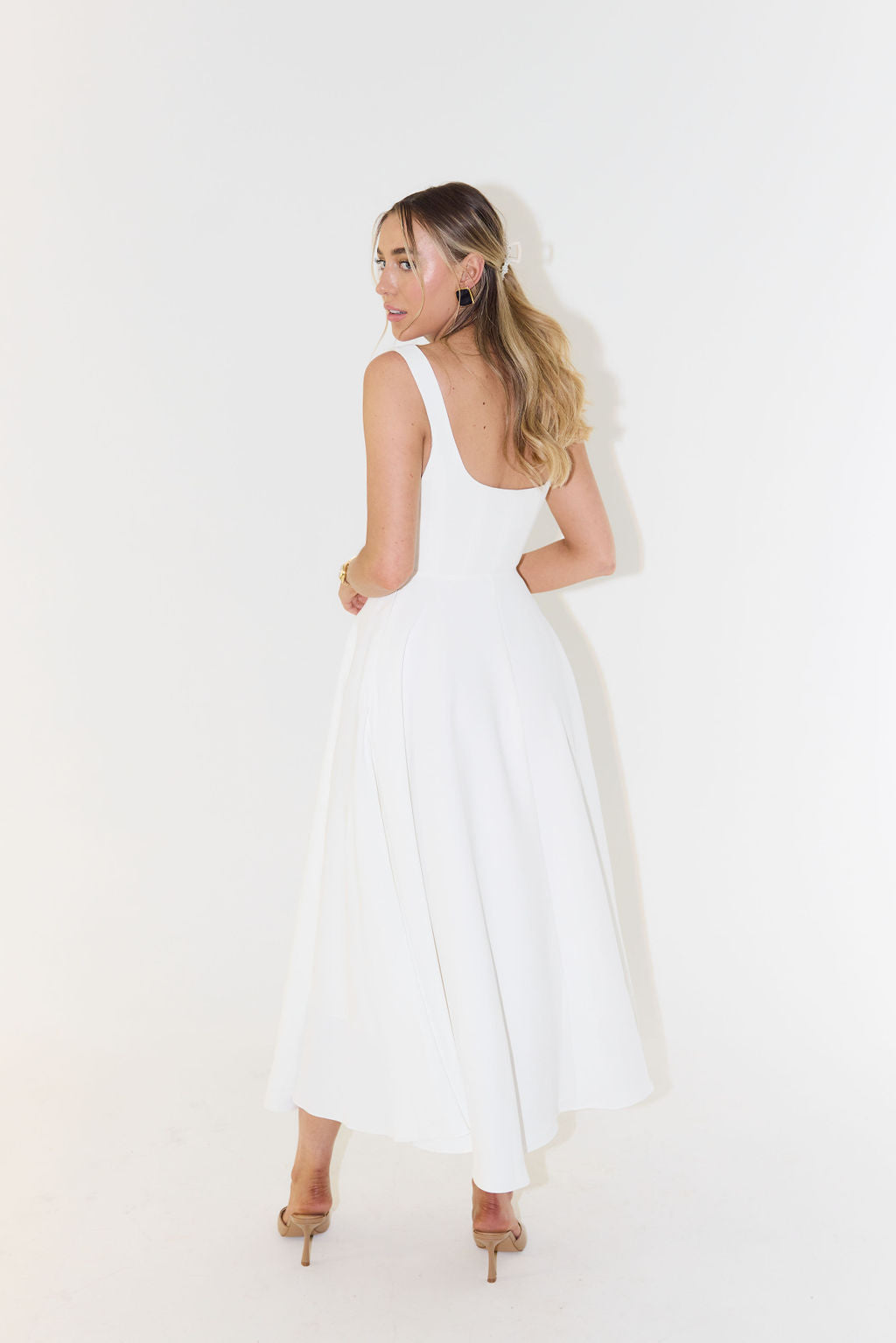 Sophia – Elegant Midi Dress