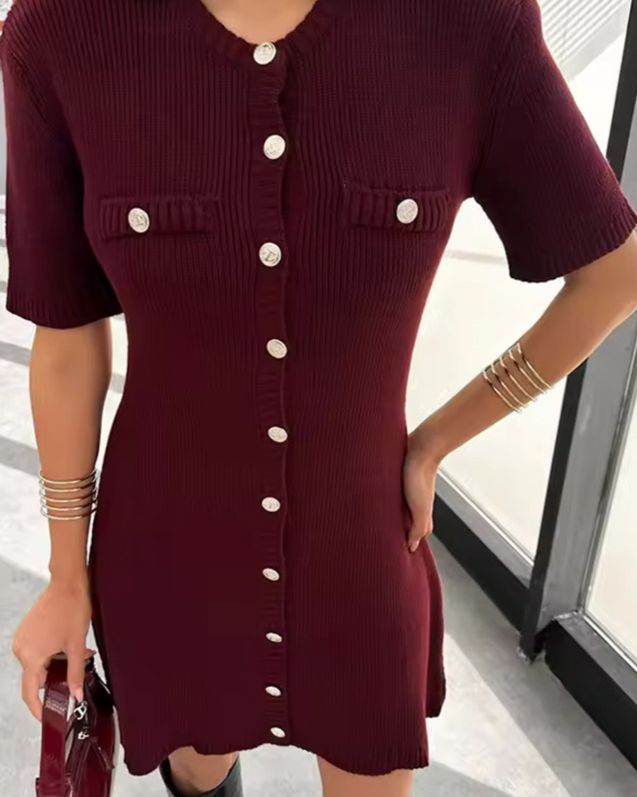 Emily – Tailored Ease for Every Day