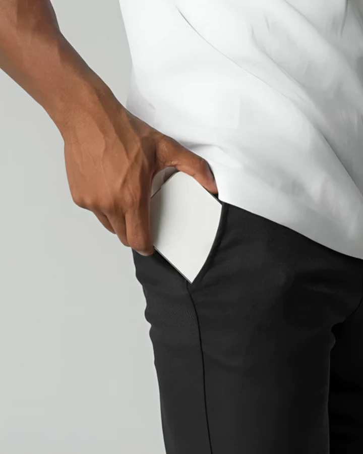 Lucas – Everyday Style with a Smart Edge