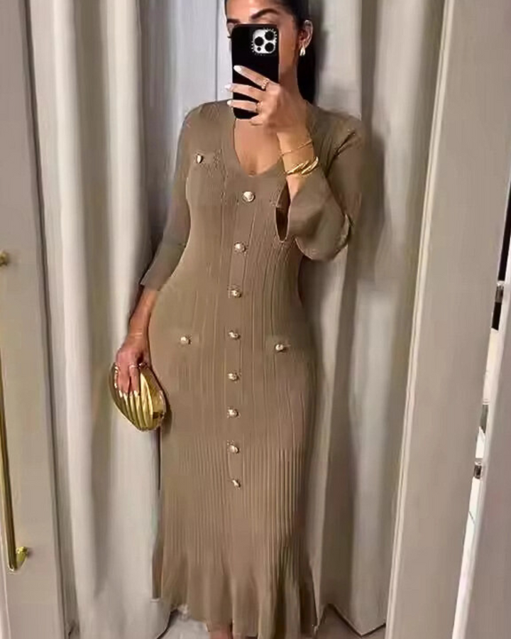 Eleanor – Effortless Knit Sophistication