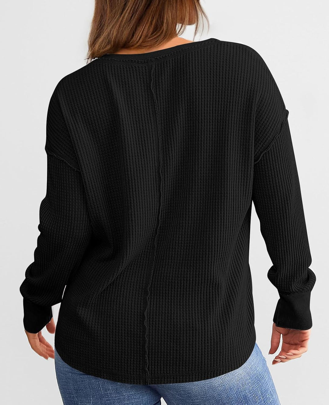Cyrine – Textured Charm Pullover