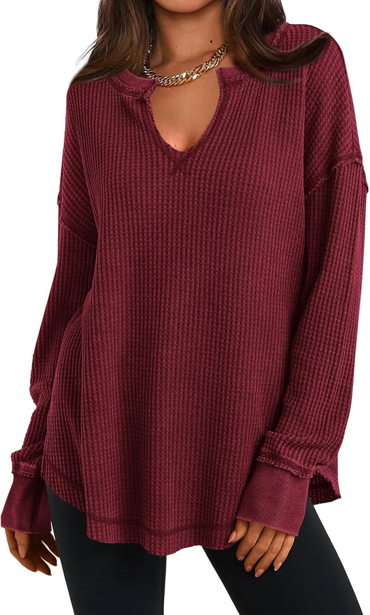 Cyrine – Textured Charm Pullover