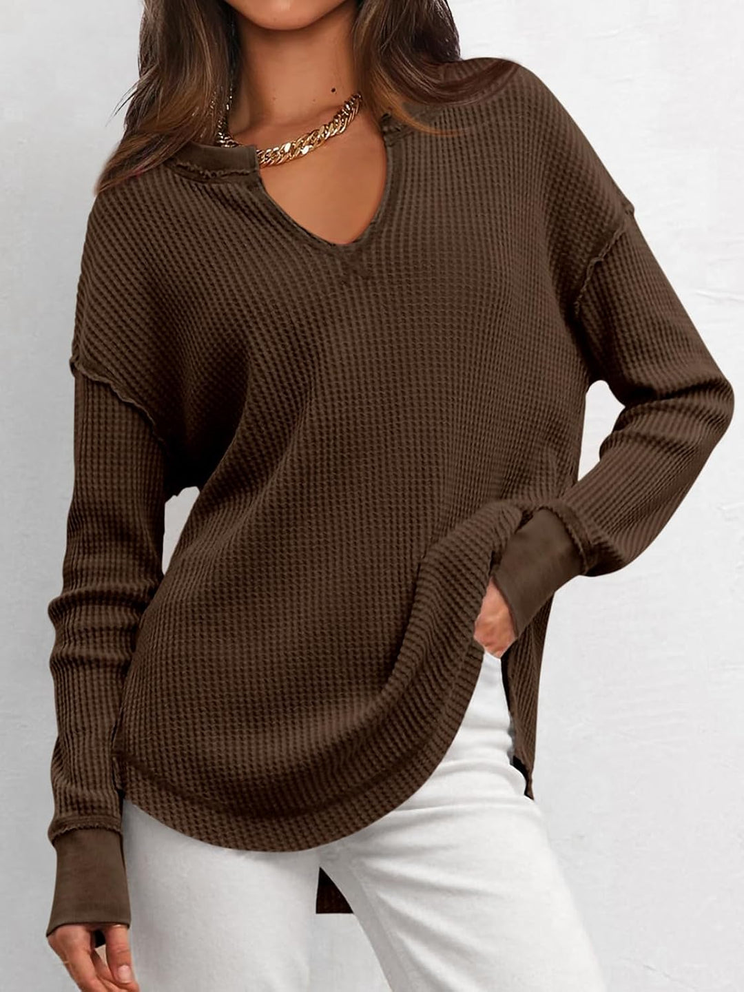 Cyrine – Textured Charm Pullover