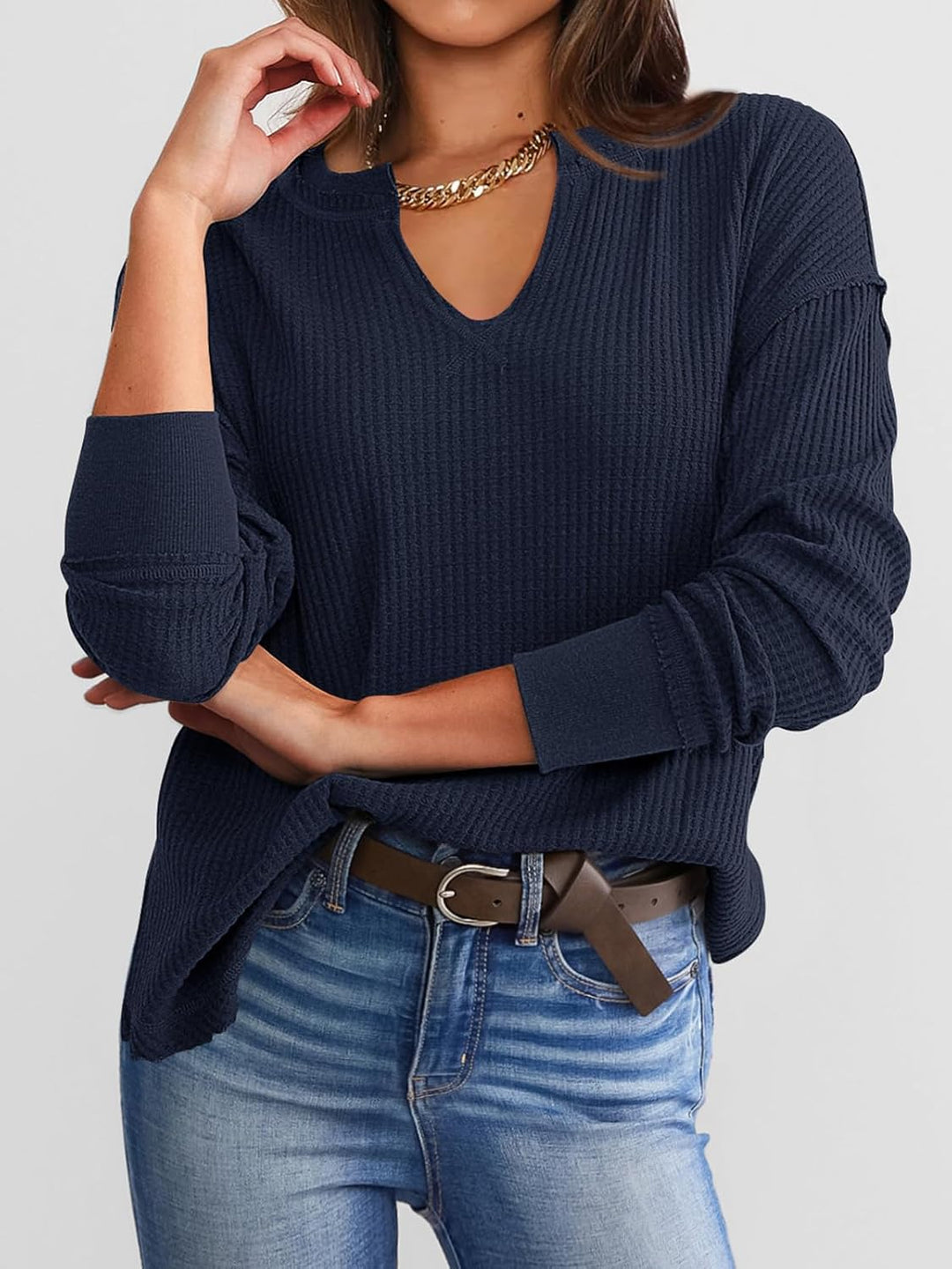 Cyrine – Textured Charm Pullover