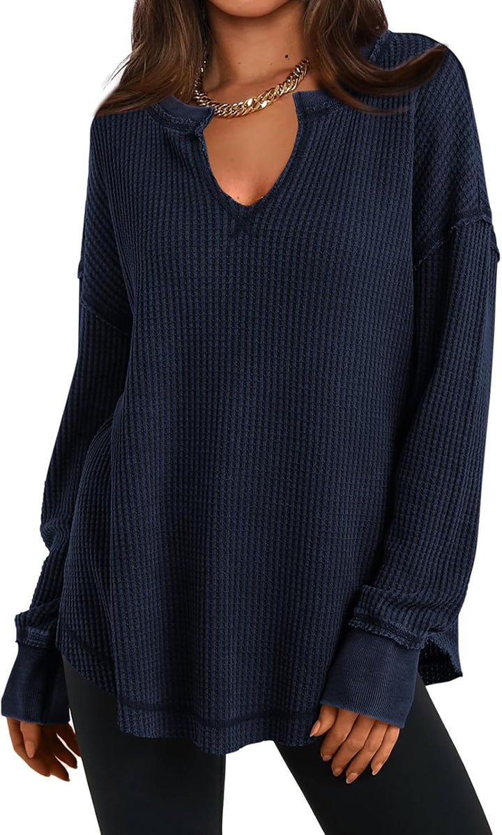 Cyrine – Textured Charm Pullover