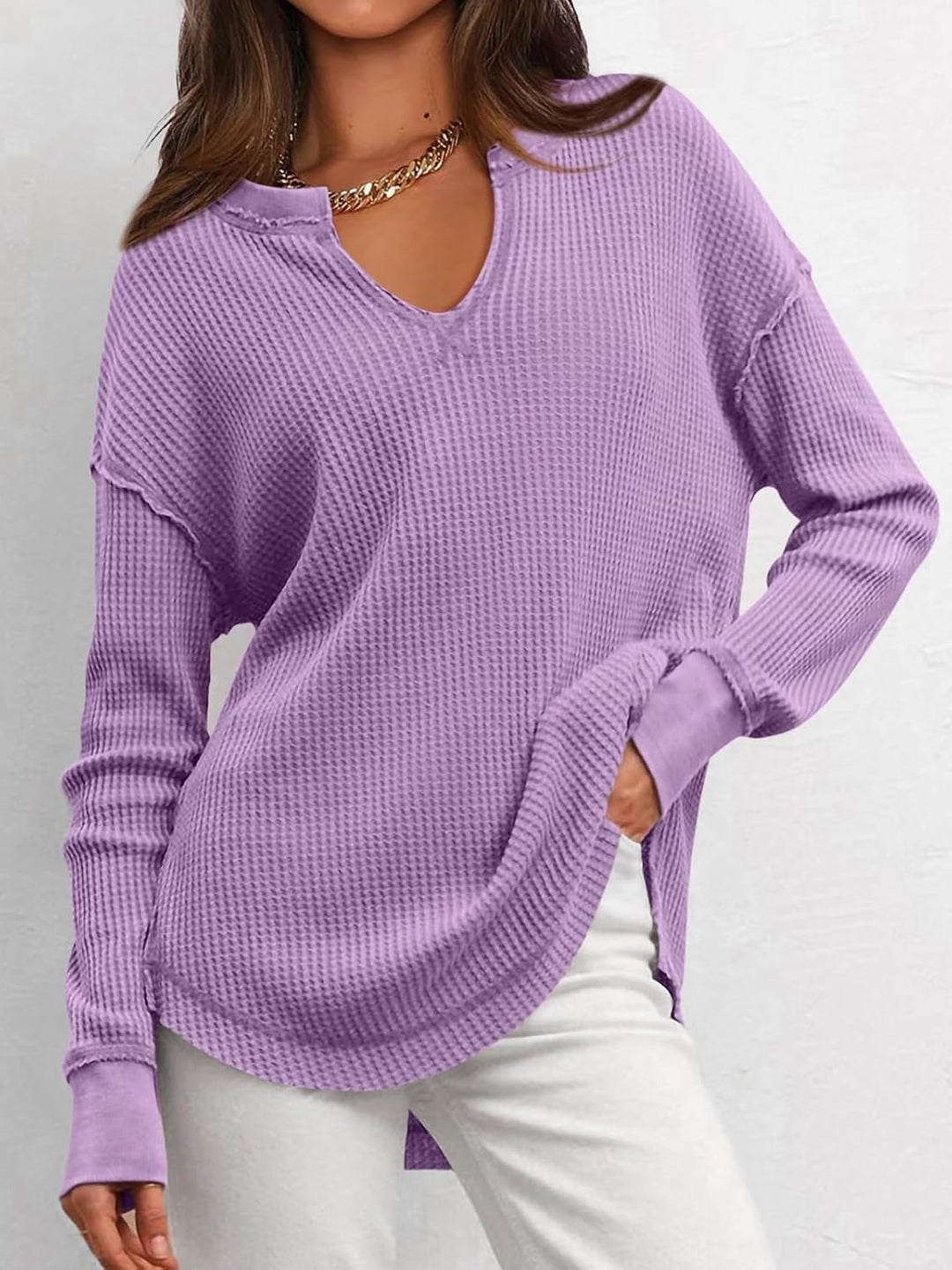 Cyrine – Textured Charm Pullover