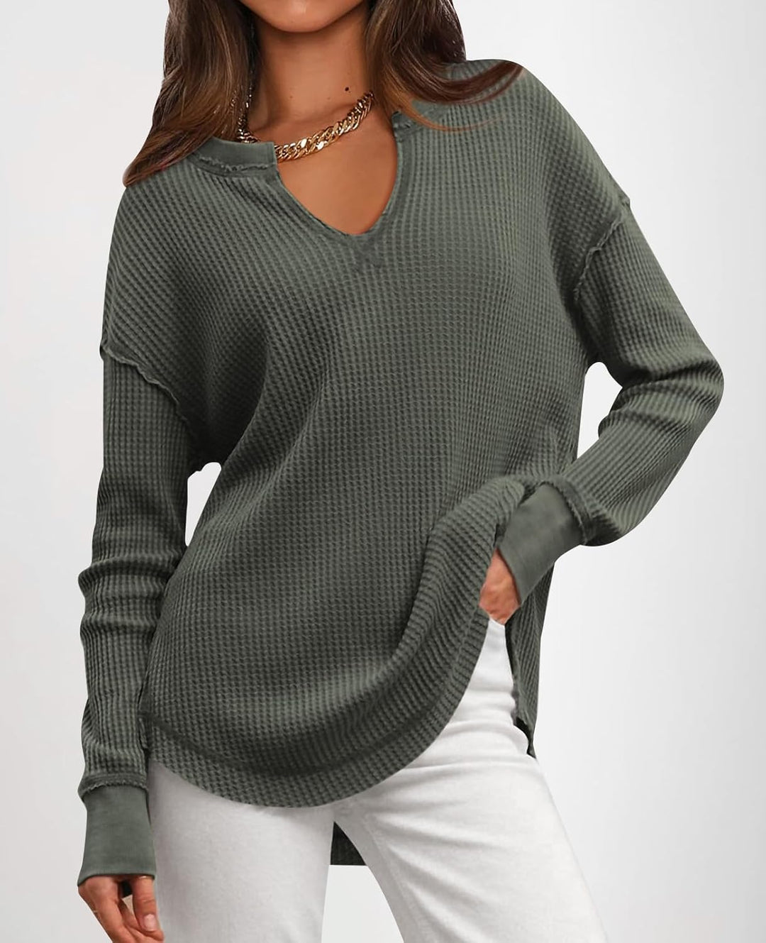 Cyrine – Textured Charm Pullover
