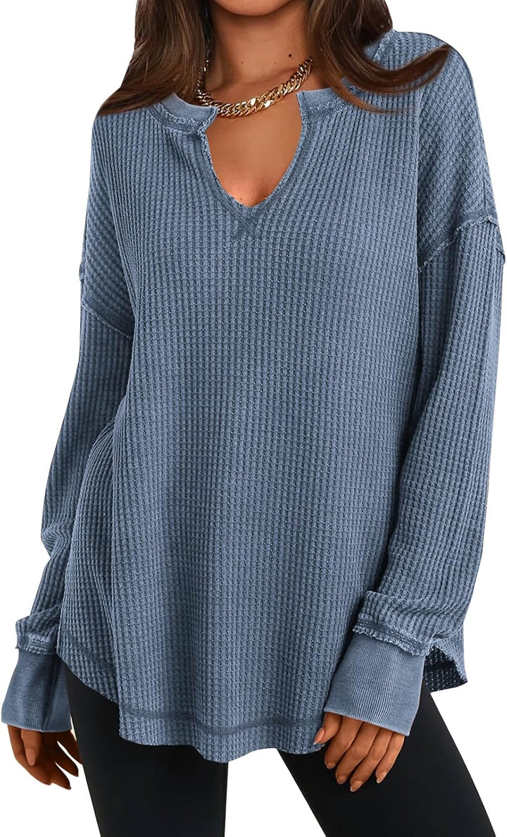 Cyrine – Textured Charm Pullover