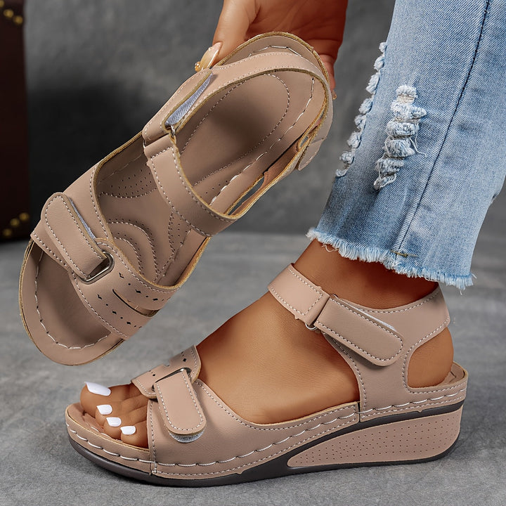 Melanie – Supportive Easy-Walk Sandals