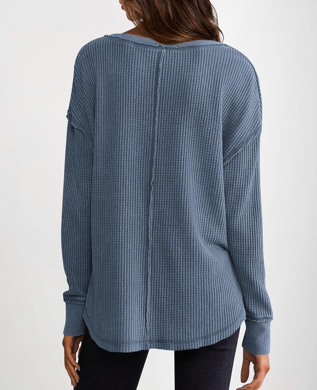 Cyrine – Textured Charm Pullover