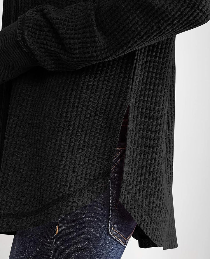 Cyrine – Textured Charm Pullover