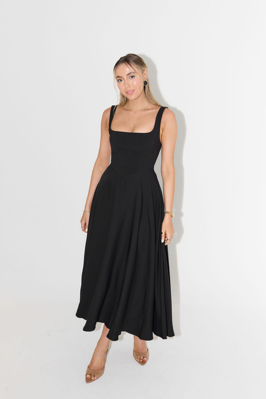 Sophia – Elegant Midi Dress