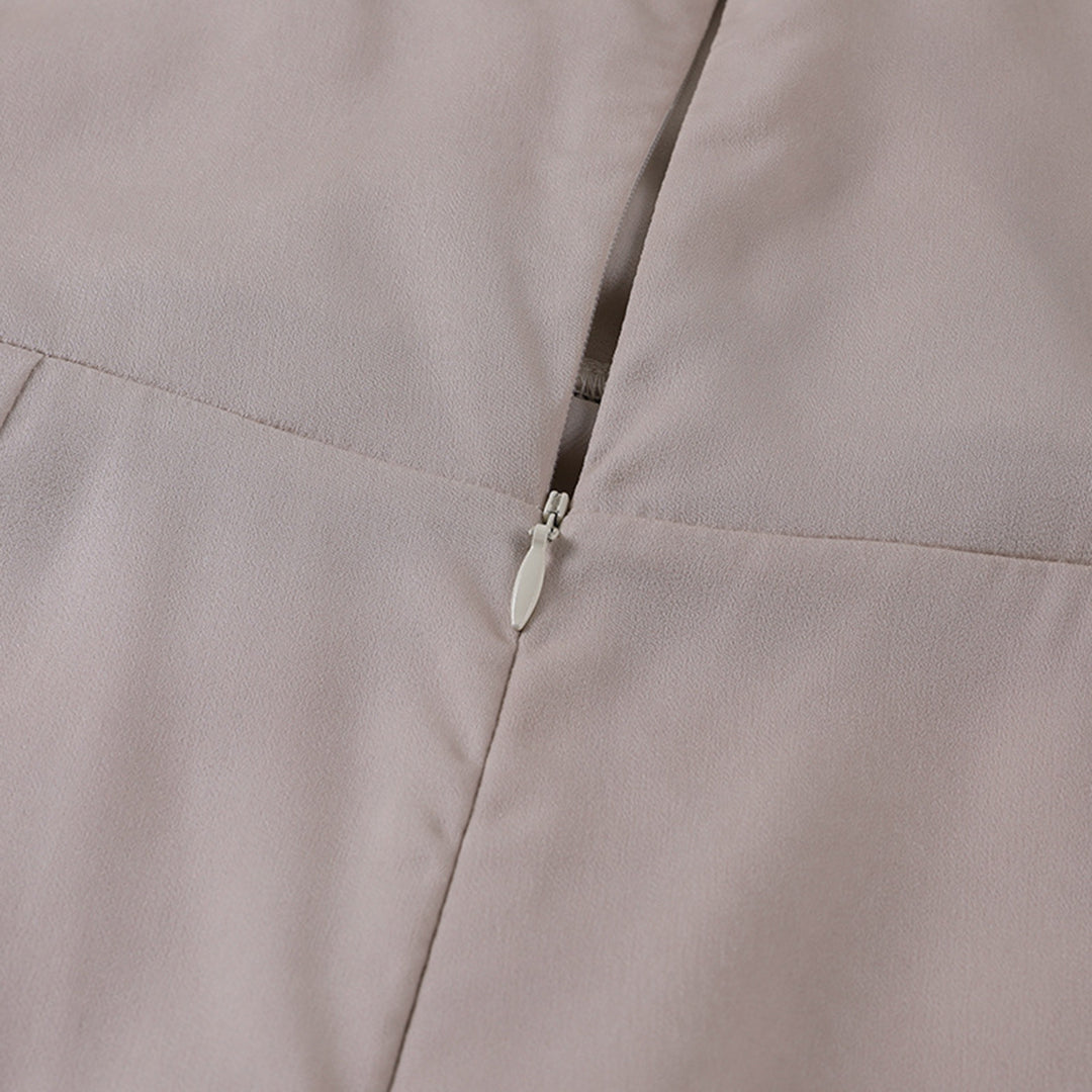 Sadie – Summer Dress with Light Grace