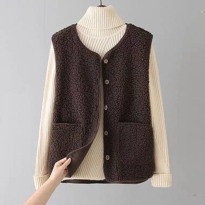 Élodie – Classic Knit Cardigan