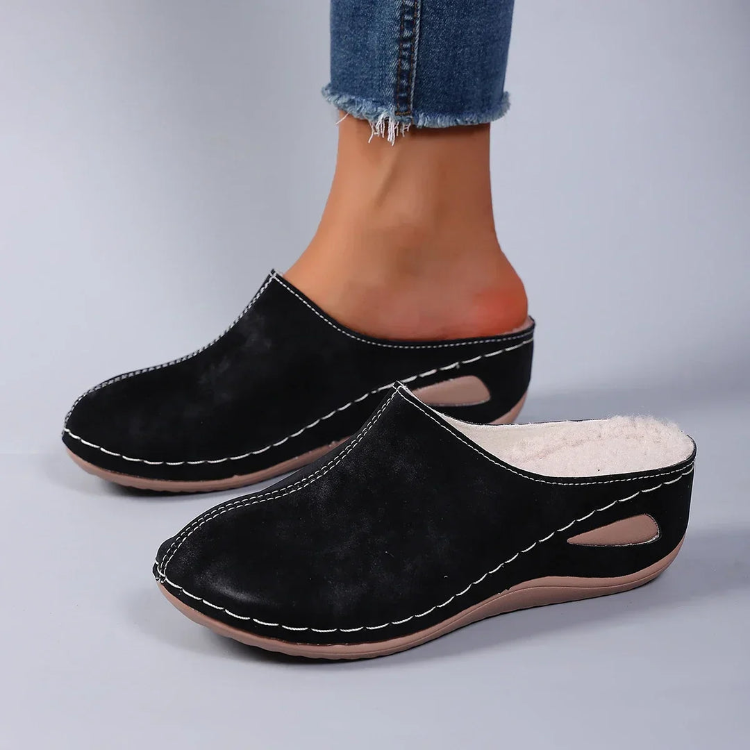 Hannah – Cozy Slip-On Home Slippers