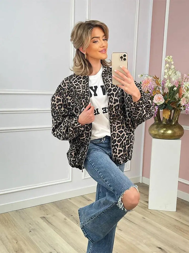 Madison – Bold Leopard Coat