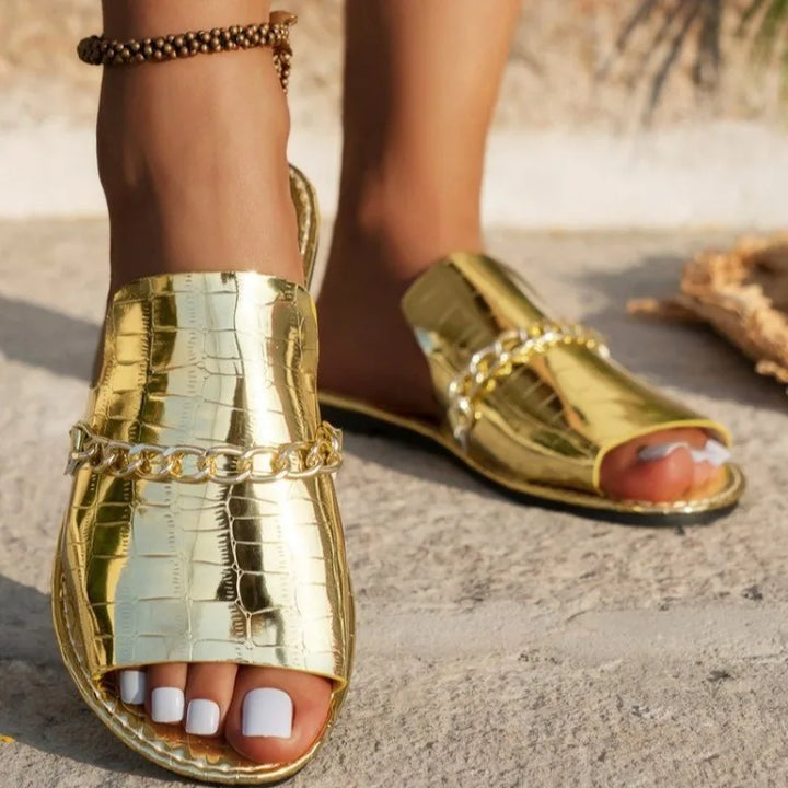 Tamara – Textured Gold-Chain Sandals