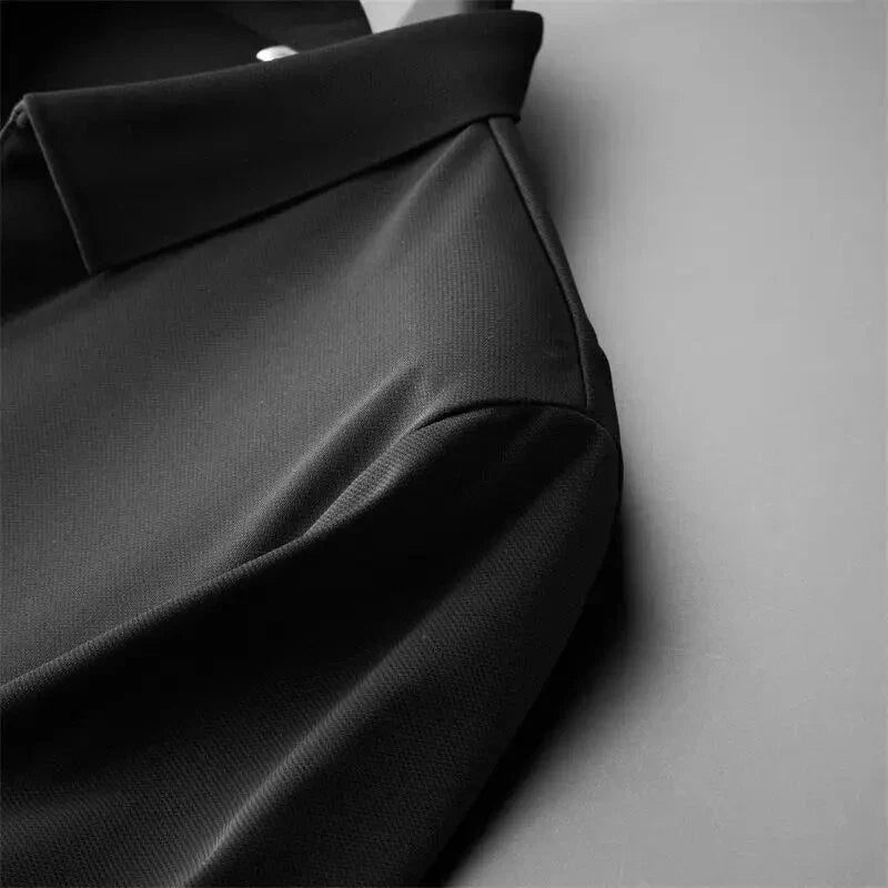 Logan – Luxe Layers, Effortless Ease