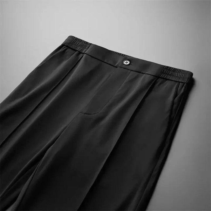 Logan – Luxe Layers, Effortless Ease