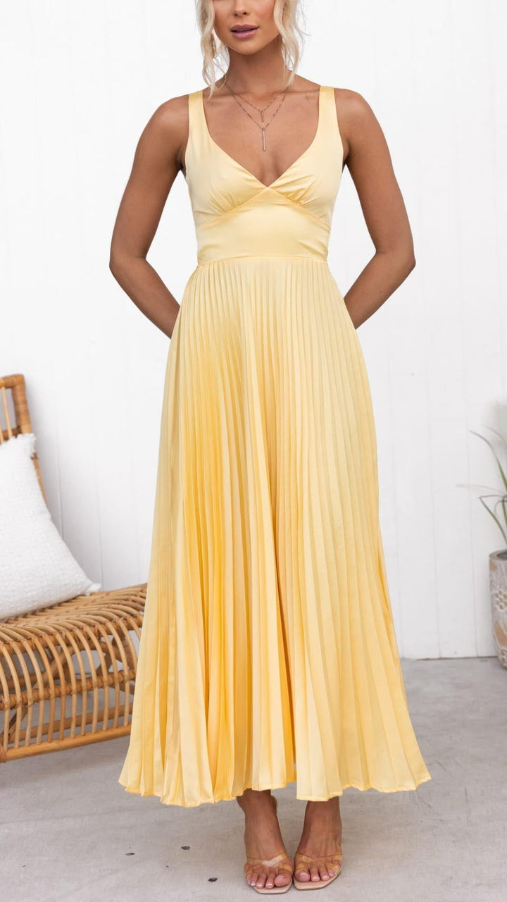Fiona – The Pleated Yellow Dress