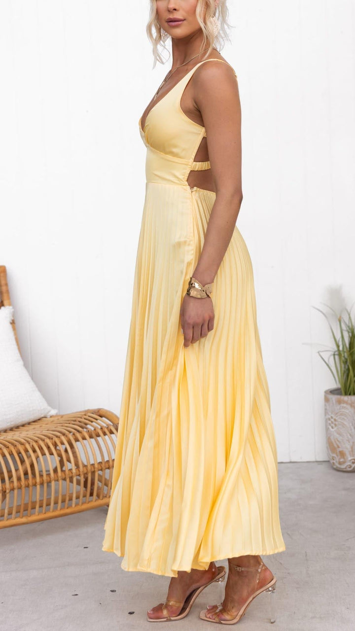 Fiona – The Pleated Yellow Dress