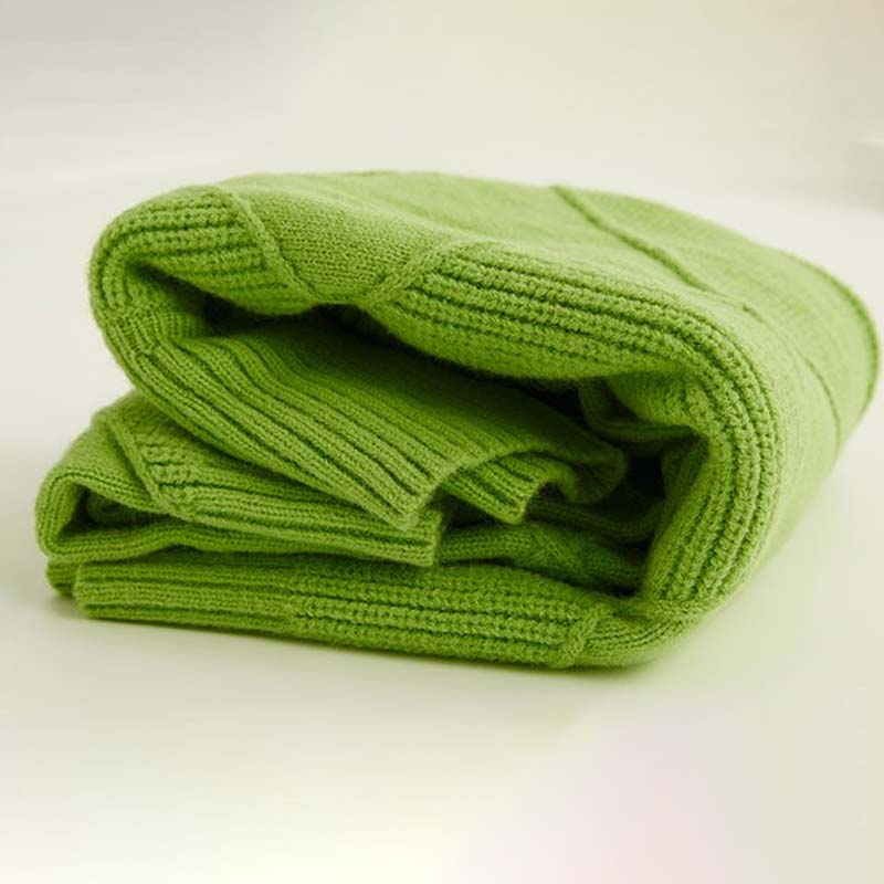 Charlotte – Chic High-Neck Sweater