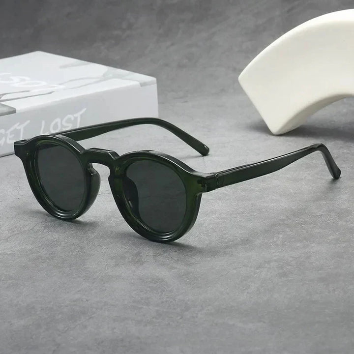 Gavin – Retro-Modern Statement Shades