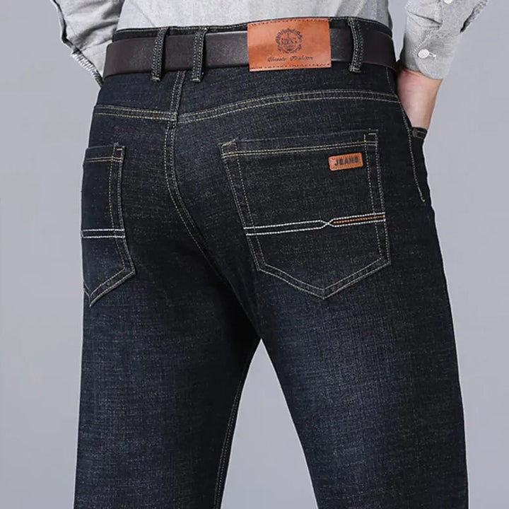 Curtis – Classic Straight-Leg Jeans