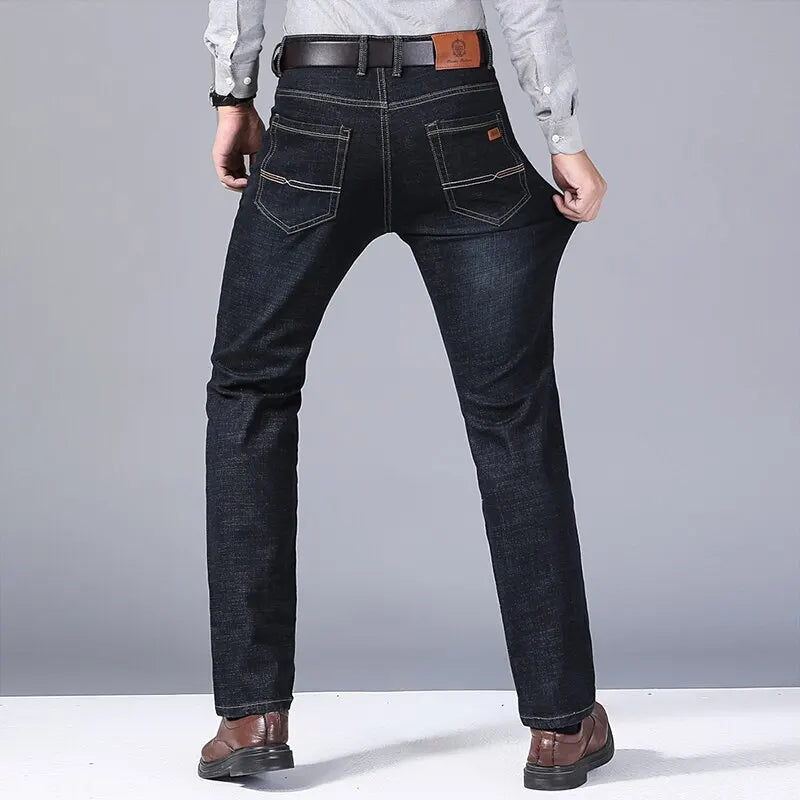 Curtis – Classic Straight-Leg Jeans