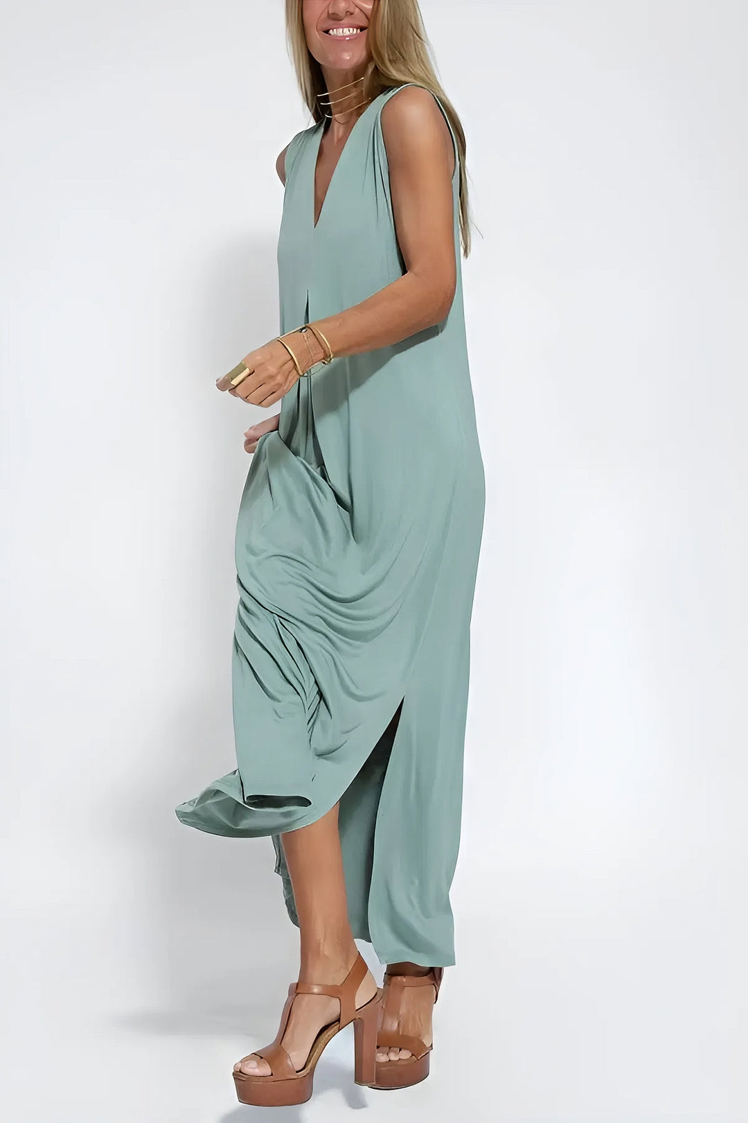 Clodagh – Sculpting Maxi Dress with Free Cardigan